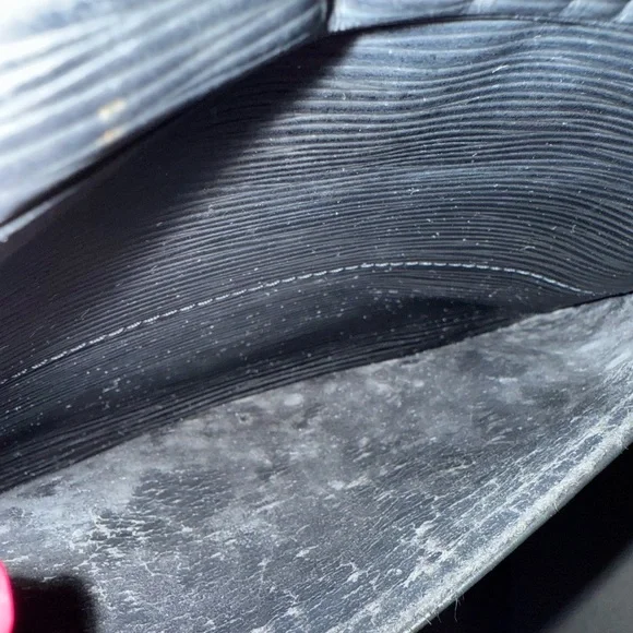 LOUIS VUITTON Epi Trocadero 23 - Picture 4 of 13